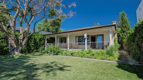 4080 Lakeshore Road, Kelowna, BC - Outdoor With Deck Patio Veranda