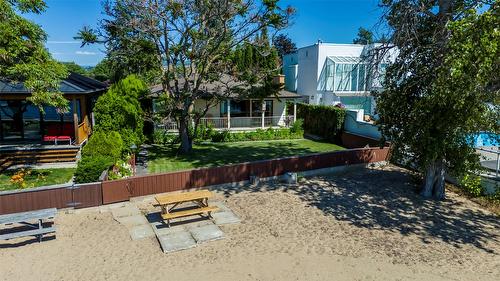 4080 Lakeshore Road, Kelowna, BC - Outdoor With Deck Patio Veranda