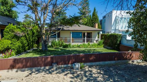 4080 Lakeshore Road, Kelowna, BC - Outdoor With Deck Patio Veranda