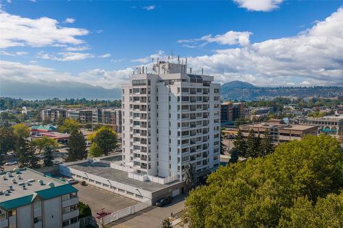 306-737 Leon Avenue, Kelowna, BC - Outdoor With View