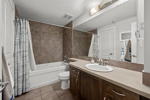 138-654 Cook Road, Kelowna, BC - Indoor Photo Showing Bathroom