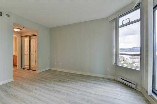 606-1152 Sunset Drive, Kelowna, BC - Indoor Photo Showing Other Room