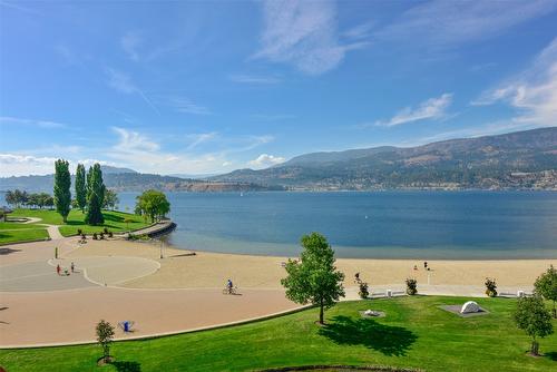 606-1152 Sunset Drive, Kelowna, BC - Outdoor With Body Of Water With View