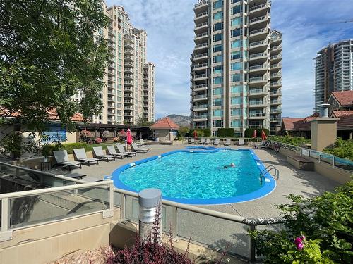 606-1152 Sunset Drive, Kelowna, BC - Outdoor With In Ground Pool