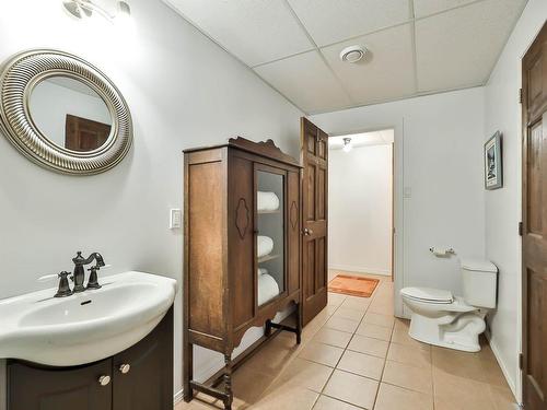 Salle de bains - 2060 Côte St-Victor, Papineauville, QC 