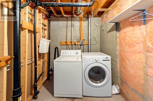 3472 Parklane Road, West Kelowna, BC - Indoor Photo Showing Laundry Room