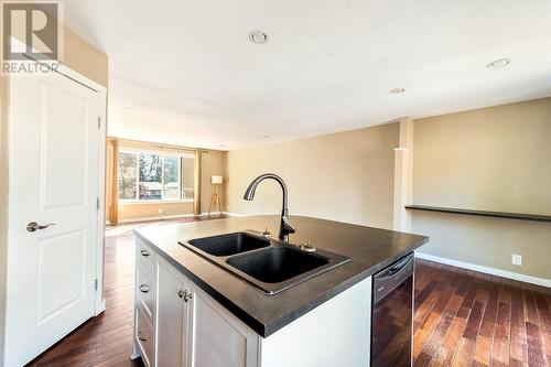 3472 Parklane Road, West Kelowna, BC - Indoor Photo Showing Kitchen With Double Sink