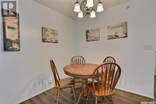 305 2501 1St Avenue W, Prince Albert, SK - Indoor Photo Showing Dining Room