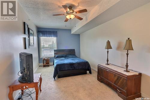 305 2501 1St Avenue W, Prince Albert, SK - Indoor Photo Showing Bedroom