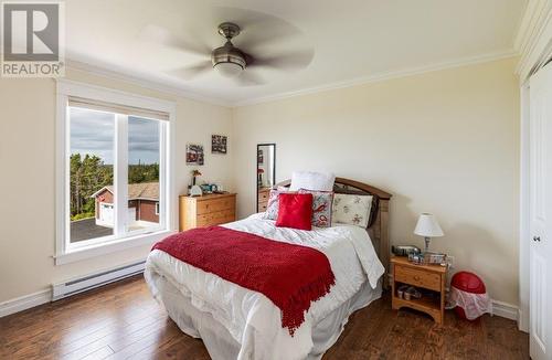 15 Everest Street, Paradise, NL - Indoor Photo Showing Bedroom