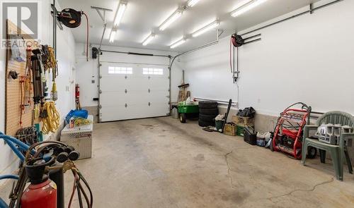 15 Everest Street, Paradise, NL - Indoor Photo Showing Garage