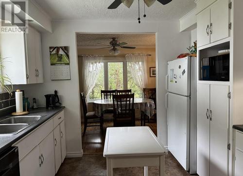 5 Drong Hill, Twillingate, NL - Indoor Photo Showing Kitchen With Double Sink