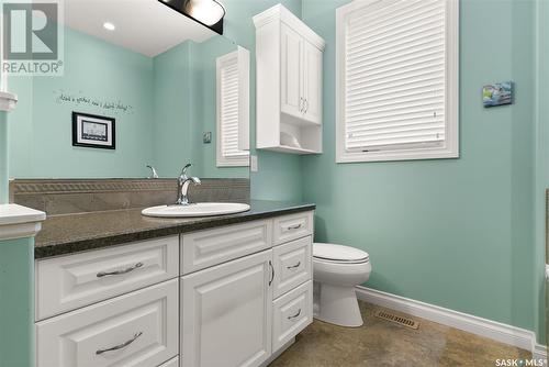 4981 Wright Road, Regina, SK - Indoor Photo Showing Bathroom