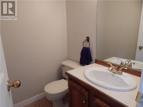 1701 Blakely Drive, Cornwall, ON - Indoor Photo Showing Bathroom