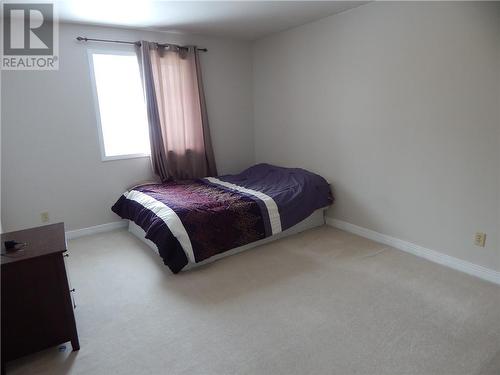 1701 Blakely Drive, Cornwall, ON - Indoor Photo Showing Bedroom