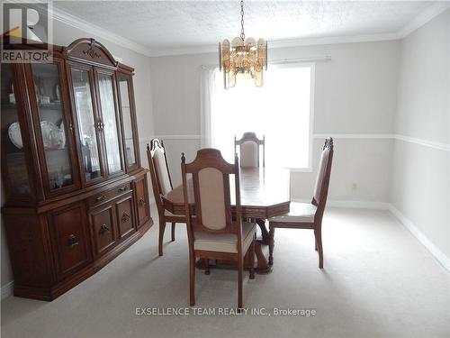 1701 Blakely Drive, Cornwall (717 - Cornwall), ON - Indoor Photo Showing Dining Room