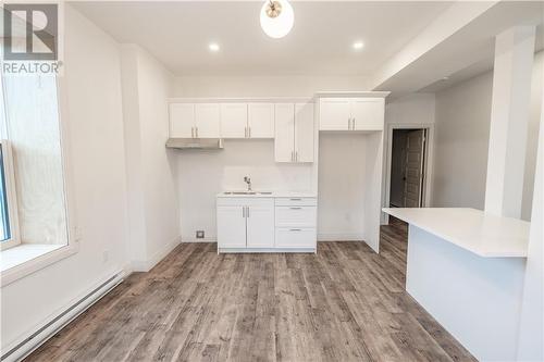 26 First Street W, Cornwall, ON - Indoor Photo Showing Kitchen