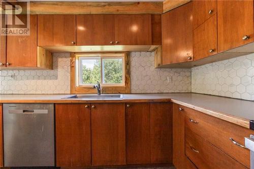 5431 Route 134, Dundas, NB - Indoor Photo Showing Kitchen