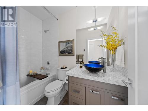 173 Whitetail Ridge, Vernon, BC - Indoor Photo Showing Bathroom