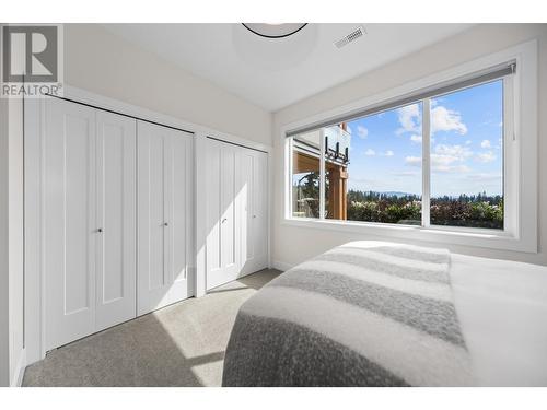 173 Whitetail Ridge, Vernon, BC - Indoor Photo Showing Bedroom