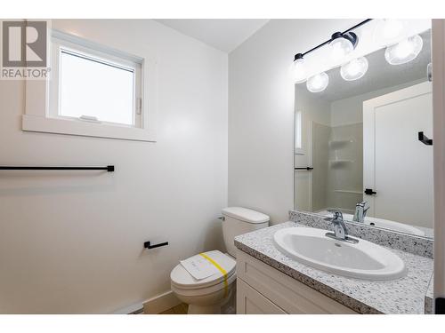 1407 Crease  Avenue, Nelson, BC - Indoor Photo Showing Bathroom