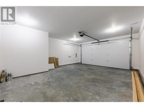 1407 Crease  Avenue, Nelson, BC - Indoor Photo Showing Garage