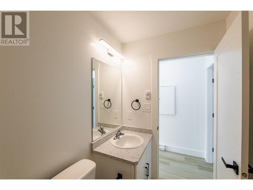 1407 Crease  Avenue, Nelson, BC - Indoor Photo Showing Bathroom