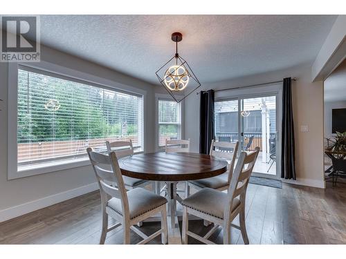 7127 Foxridge Avenue, Prince George, BC - Indoor Photo Showing Dining Room