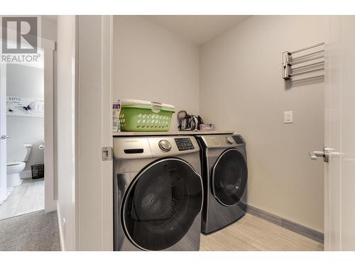 7127 Foxridge Avenue, Prince George, BC - Indoor Photo Showing Laundry Room