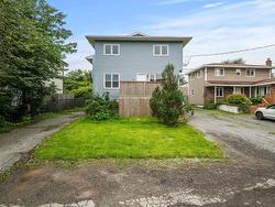 6 A/B Wildwood Avenue  Halifax, NS B3N 1V7