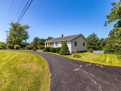 7527 Highway 101, Plympton, NS 