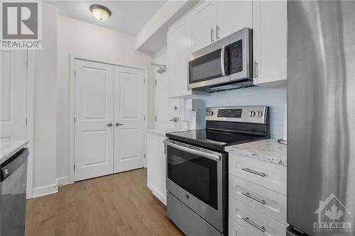 192 Forward Avenue Unit#D, Ottawa, ON - Indoor Photo Showing Kitchen