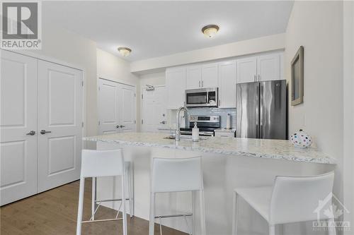 192 Forward Avenue Unit#D, Ottawa, ON - Indoor Photo Showing Kitchen With Stainless Steel Kitchen With Upgraded Kitchen