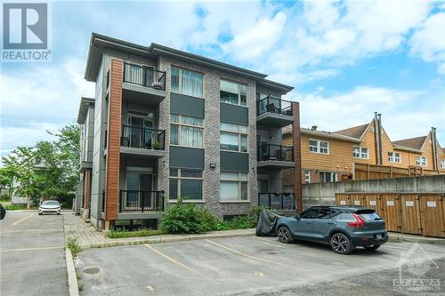 192 Forward Avenue Unit#D, Ottawa, ON - Outdoor With Balcony With Facade