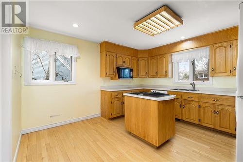 161 Chatellerault, Shediac, NB - Indoor Photo Showing Kitchen With Double Sink