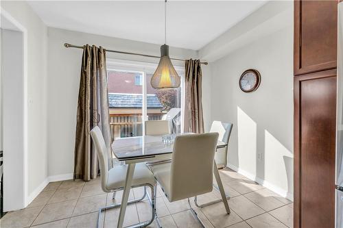 4083 Gunby Crescent, Burlington, ON - Indoor Photo Showing Dining Room