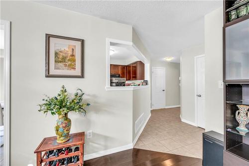 4083 Gunby Crescent, Burlington, ON - Indoor Photo Showing Other Room