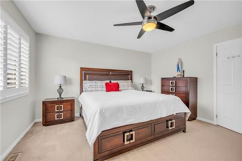 4083 Gunby Crescent, Burlington, ON - Indoor Photo Showing Bedroom