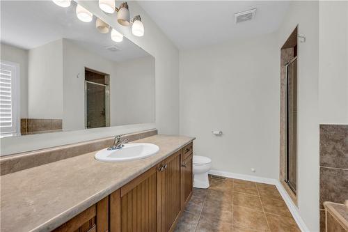 4083 Gunby Crescent, Burlington, ON - Indoor Photo Showing Bathroom