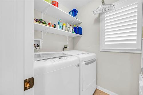 4083 Gunby Crescent, Burlington, ON - Indoor Photo Showing Laundry Room