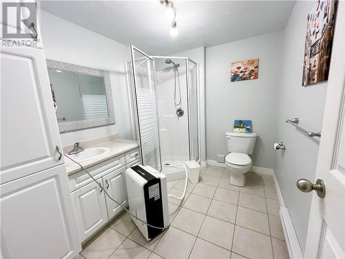 64 Mcandrew Street, Moncton, NB - Indoor Photo Showing Bathroom