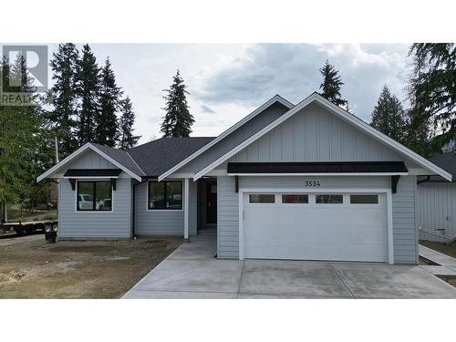 3534 16 Avenue Ne, Salmon Arm, BC - Outdoor With Facade