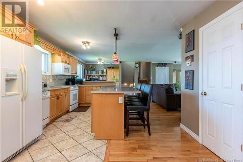 82 Harbary Terrace, Saint John, NB - Indoor Photo Showing Kitchen