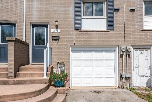 121 Ripley Court|Unit #9, Oakville, ON - Outdoor