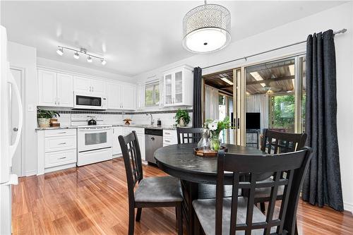 3085 Kingswood Crescent, Niagara Falls, ON - Indoor Photo Showing Dining Room