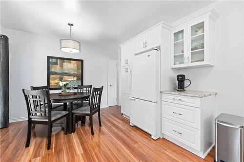 3085 Kingswood Crescent, Niagara Falls, ON - Indoor Photo Showing Dining Room