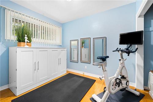 3085 Kingswood Crescent, Niagara Falls, ON - Indoor Photo Showing Gym Room