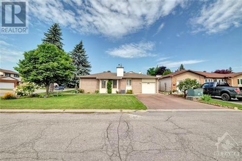 1479 Bradshaw Crescent, Ottawa, ON - Outdoor With Facade