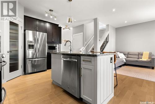 4522 Green Brooks Way E, Regina, SK - Indoor Photo Showing Kitchen With Stainless Steel Kitchen With Upgraded Kitchen