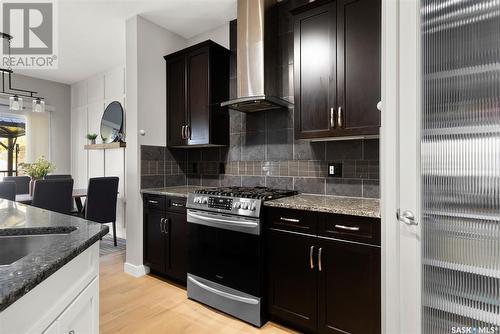 4522 Green Brooks Way E, Regina, SK - Indoor Photo Showing Kitchen